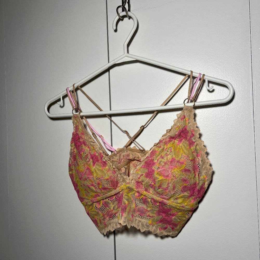 NWOT Aerie Strappy Lace Bra - M